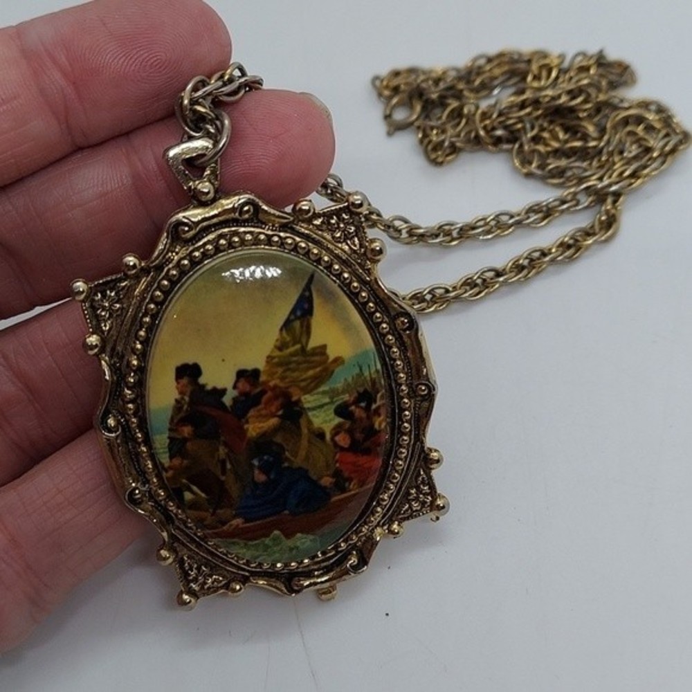 Vintage‎ George Washington Cameo necklace READ